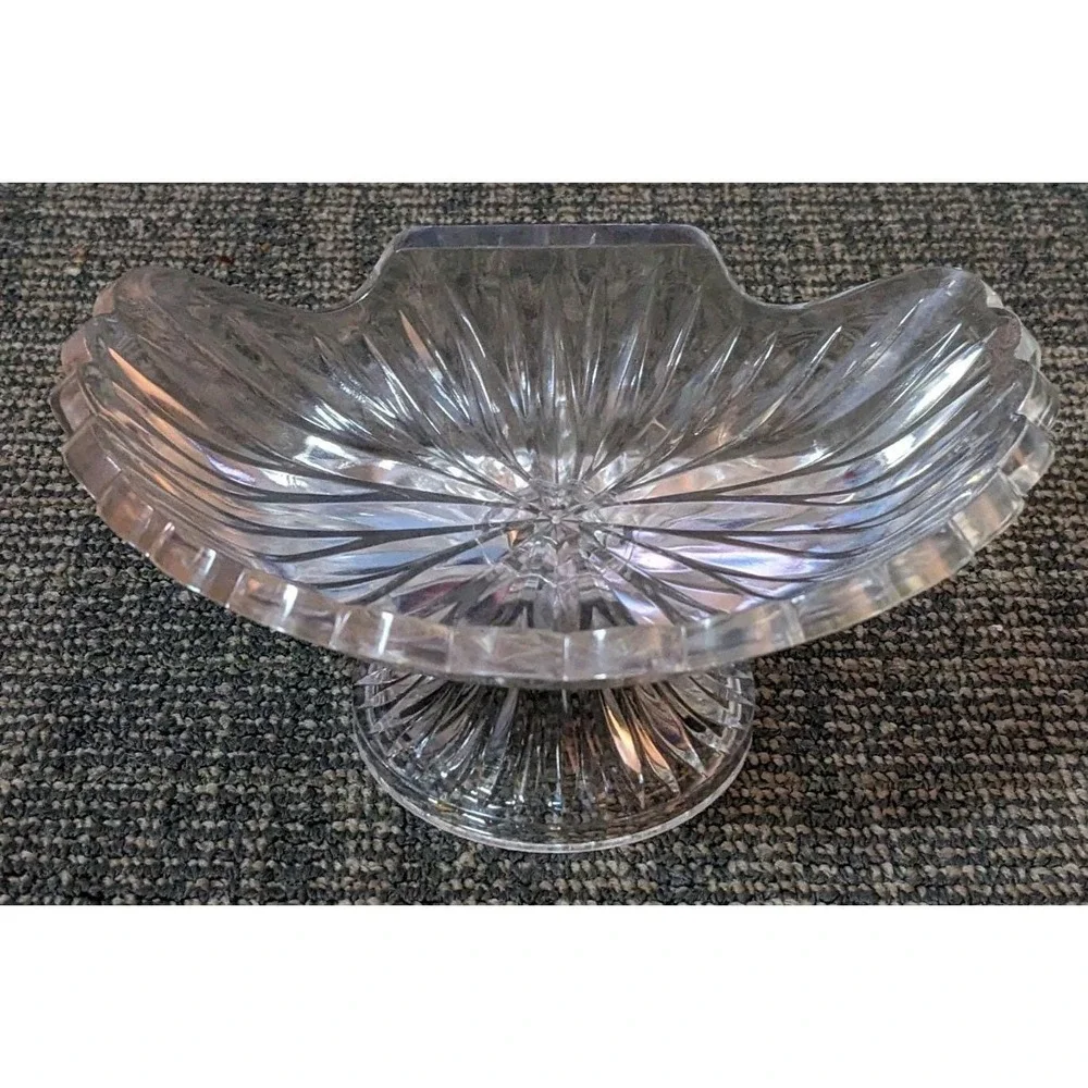 Vintage Celebrity MCM Clear Acrylic Soap Dish Starburst Pattern USA